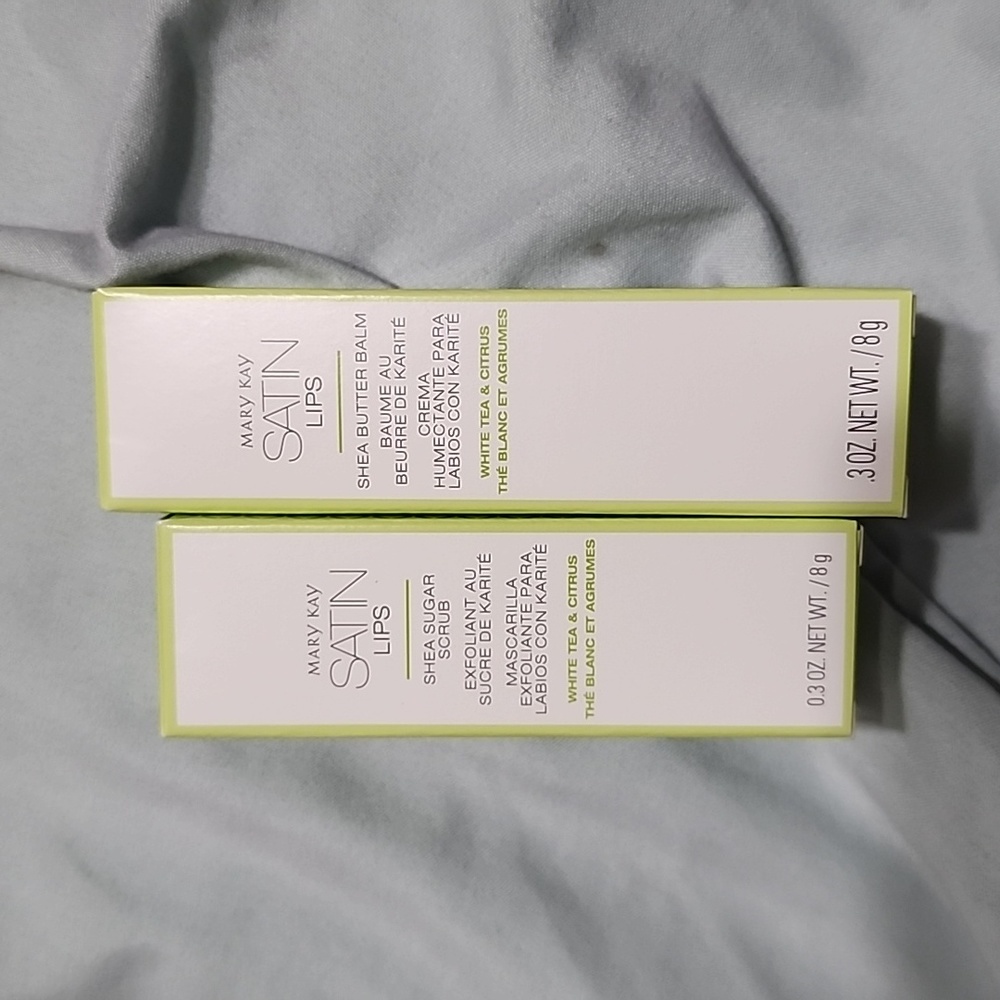 Lip scrub and balm